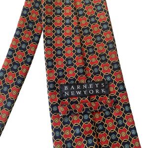 Barneys New York Mens Silk Tie Red Navy Blue Geometric Medallion Italy Made USA